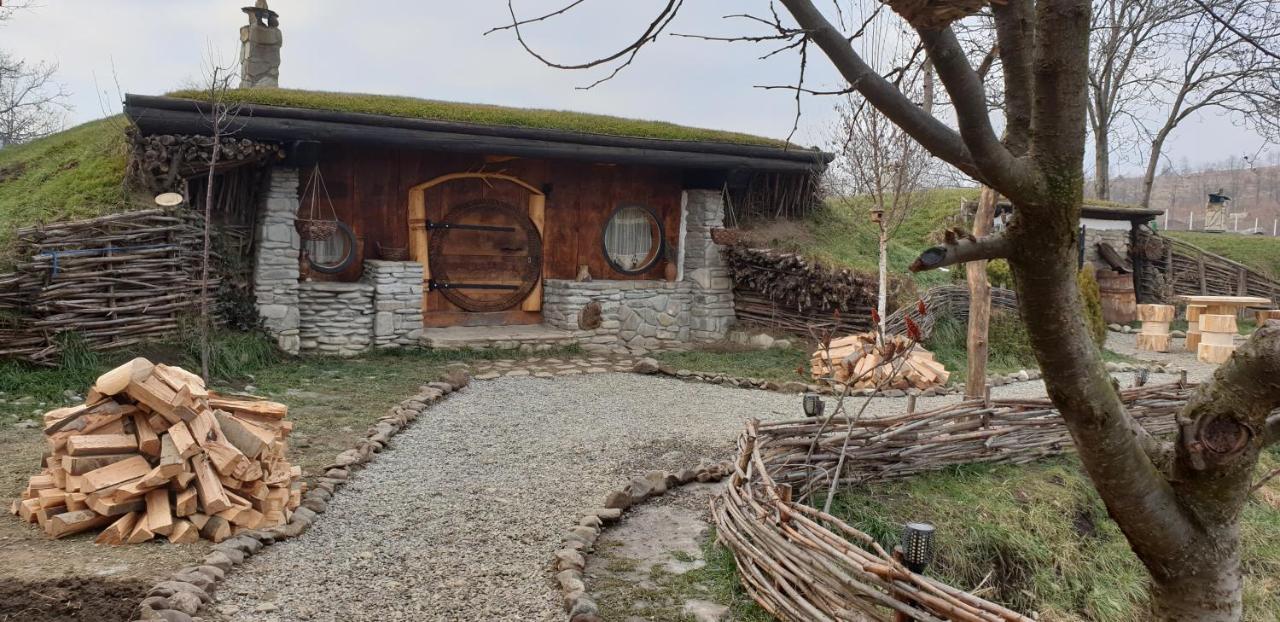 Valea Celor Doisprezece Hotel Piriu Dobreni Luaran gambar