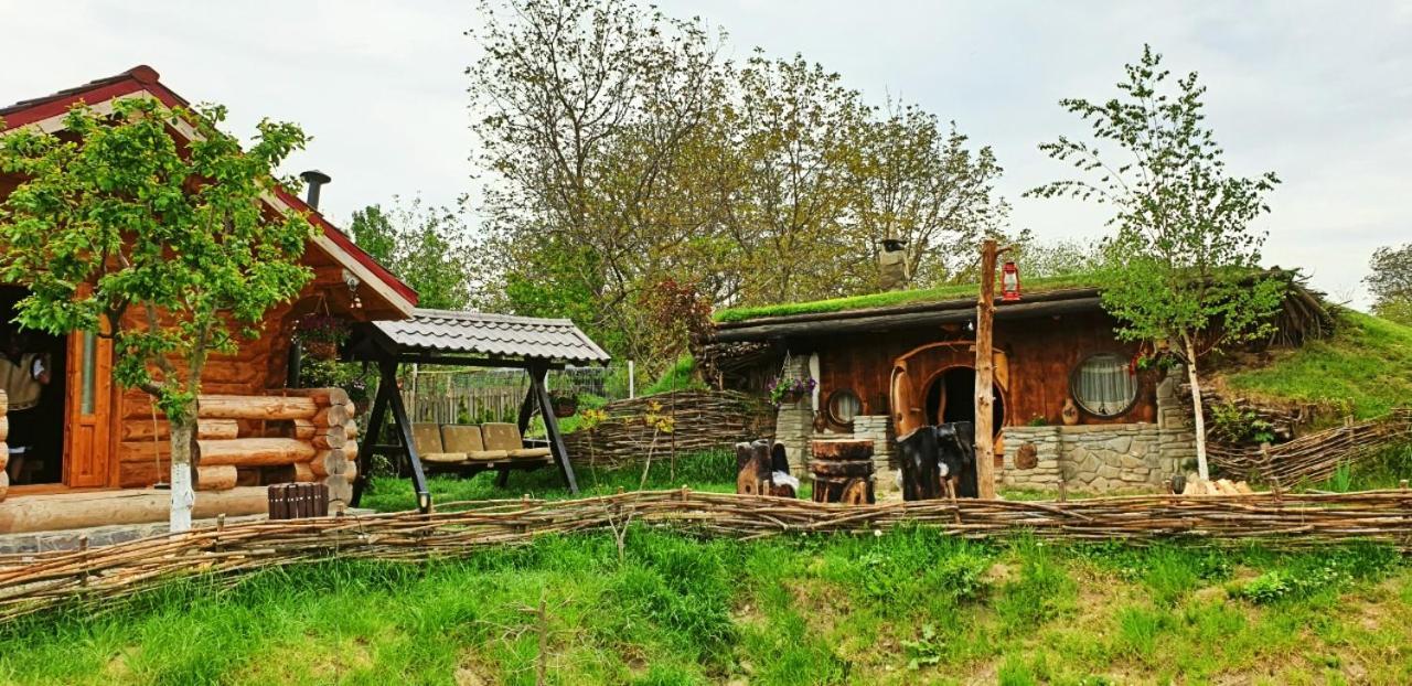 Valea Celor Doisprezece Hotel Piriu Dobreni Luaran gambar